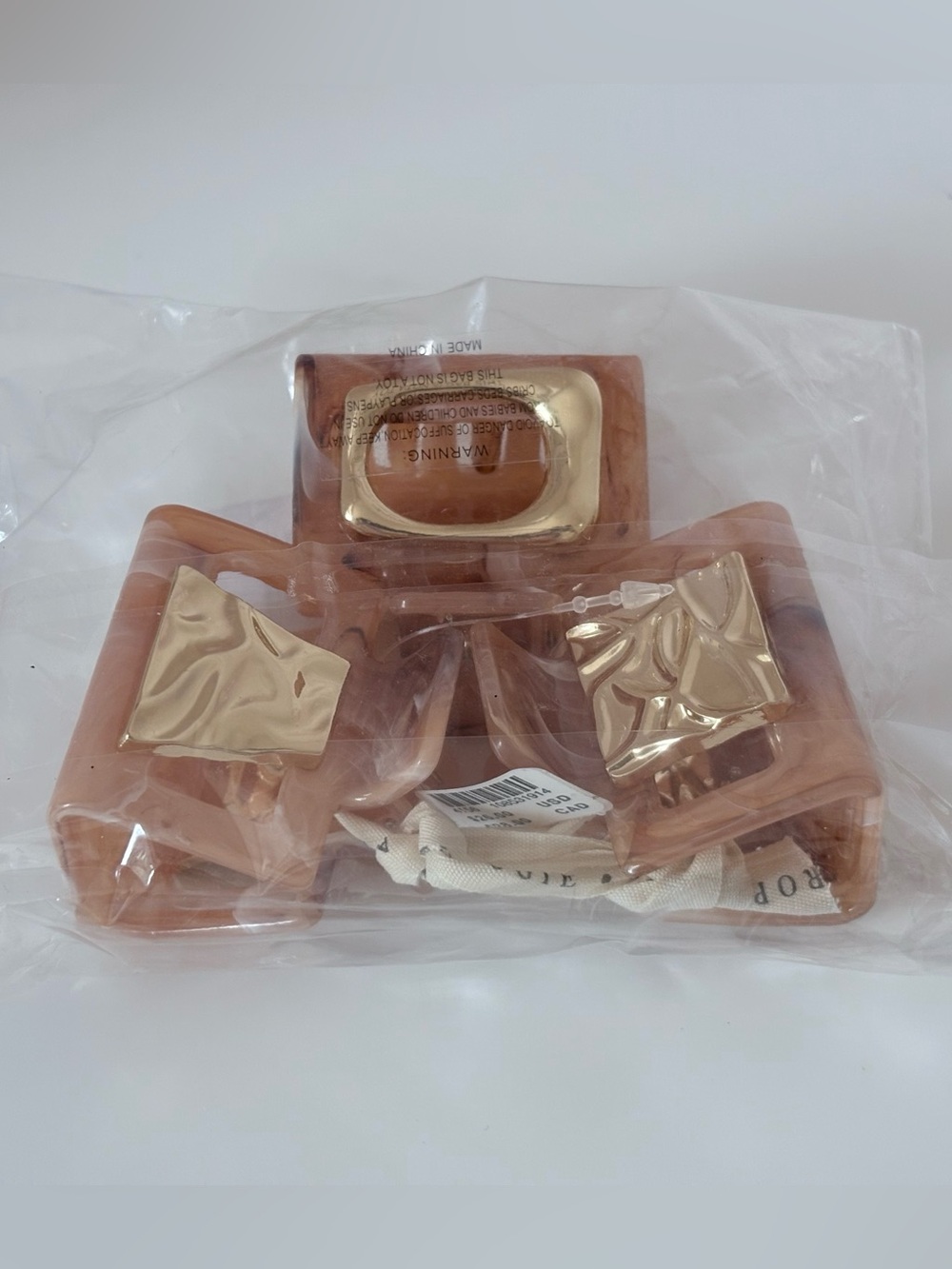 Anthropologie Mini Resin Claw Clips Set of 3 Cream Gold - Picture 2 of 3